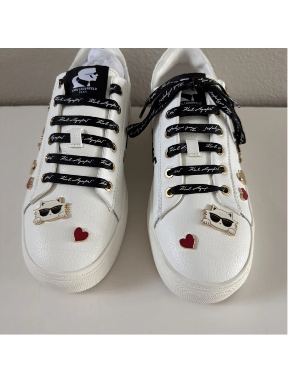 NEW Karl Lagerfeld Paris Women's Cate Pins Embellished Sneakers Size 9 Leather